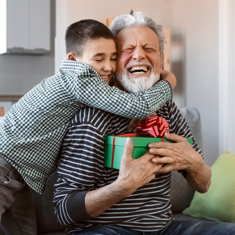 Buscar a tientas charla contar hasta 10 ideas de regalos para abuelos modernos (de parte de sus nietos)