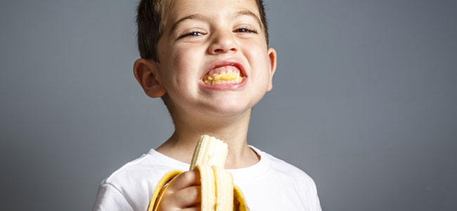 niños con problemas para deglutir