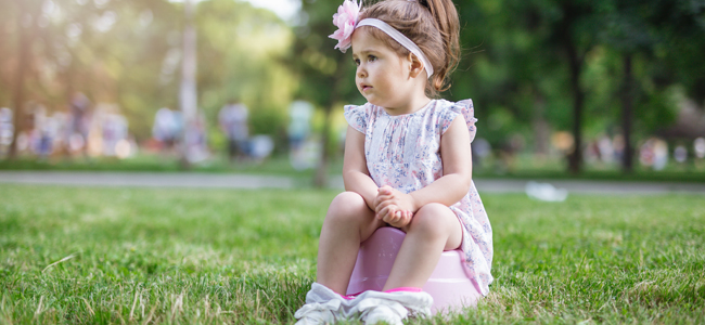 por qué los niños se estriñen más en verano