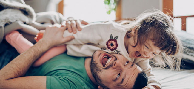 tener una hija saca el lado más sensible de los padres