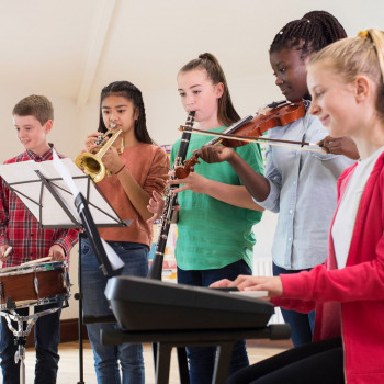El Príncipe de Asturias para una orquesta que ayuda a niños