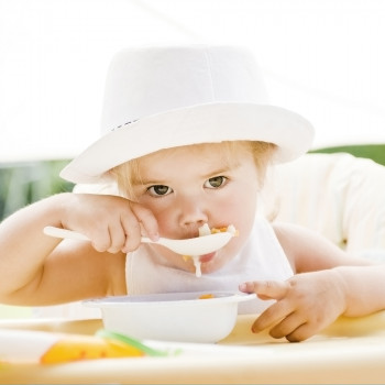 Las veces que tiene que probar un niño un alimento para saber si le gusta