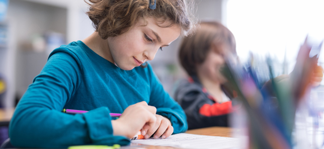 Beneficios de hacer dictados con los niños