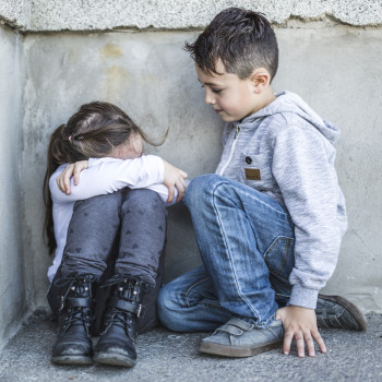 4 sencillas estrategias para que los niños aprendan a integrar a otros
