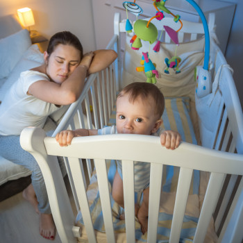 Los niños que se despiertan por la noche son más inteligentes, según un estudio