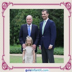 El Rey Juan Carlos de España con su hijo el Príncipe Felipe y su nieta Leonor