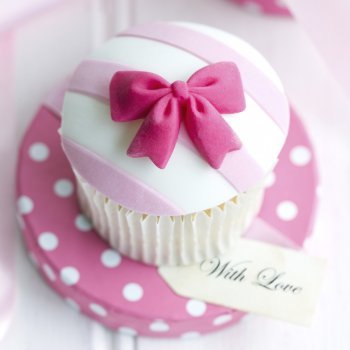 Cupcake con lazo para regalar el Día de la Madre