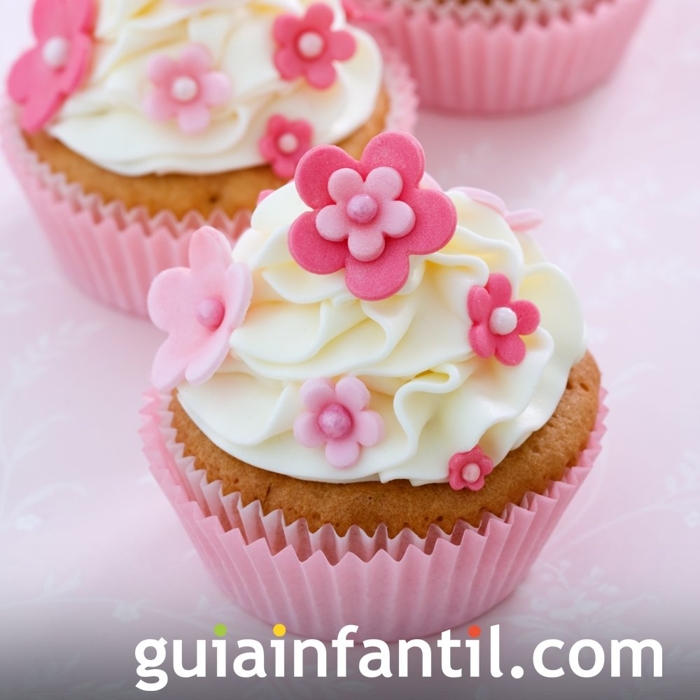 Cupcake de nata y flores para el Día de la Madre