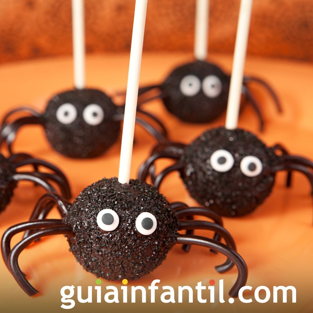 Cake pops con forma de araña para Halloween