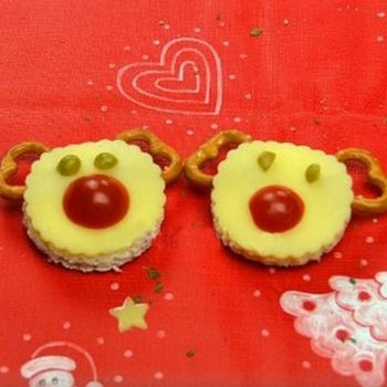 Canapé navideño con forma de reno de Santa Claus