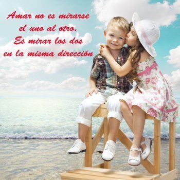 Tarjeta con dos niños para San Valentín. Frases de amor para imprimir