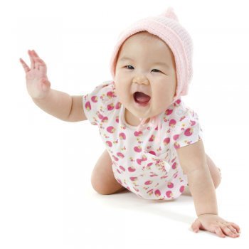 Foto del bebé gateando