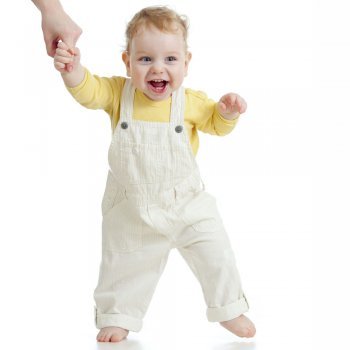 Foto de los primeros pasos del bebé