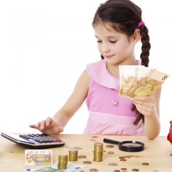 Dinero. Regalos para niños en su Primera Comunión