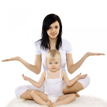 Ejercicios de yoga para la madre y el bebé