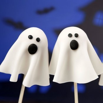 Cake pops de fantasmas para Halloween