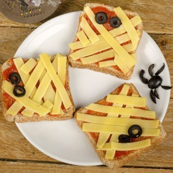 48. Tostadas de momia