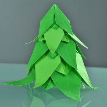 Un arbolito navideño de origami
