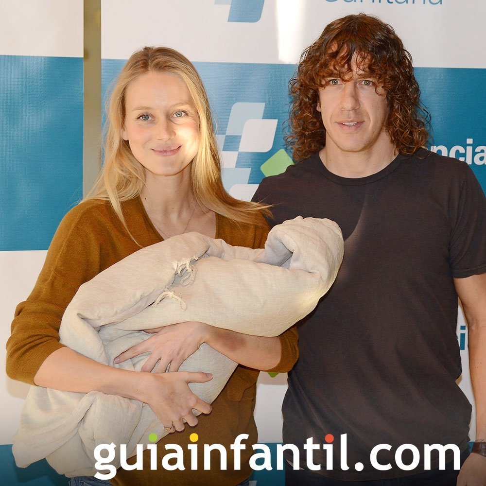 Carles Puyol y Vanesa Lorenzo, padres de una niña