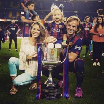 Ivan Rakitic, futbolista del Fútbol Club Barcelona, padre por segunda vez