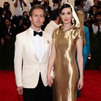 Anne Hathaway, madre en 2016 junto a Adam Shulman