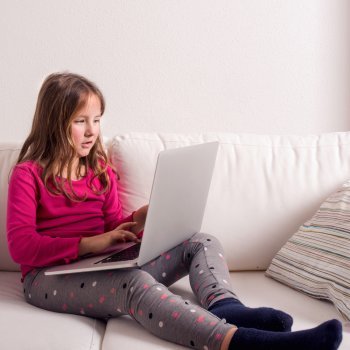 9. Conocer qué paginas web visita nuestro niño y poner filtros parentales