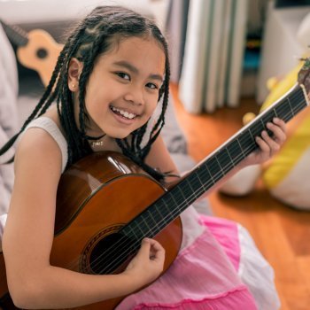 Tocar música. Actividades para desarrollar las capacidades del niño