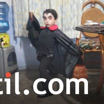 Francisco, disfrazado de Drácula en Halloween
