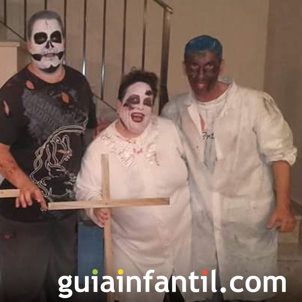 La familia de Fresi Gaga disfrazada para Halloween