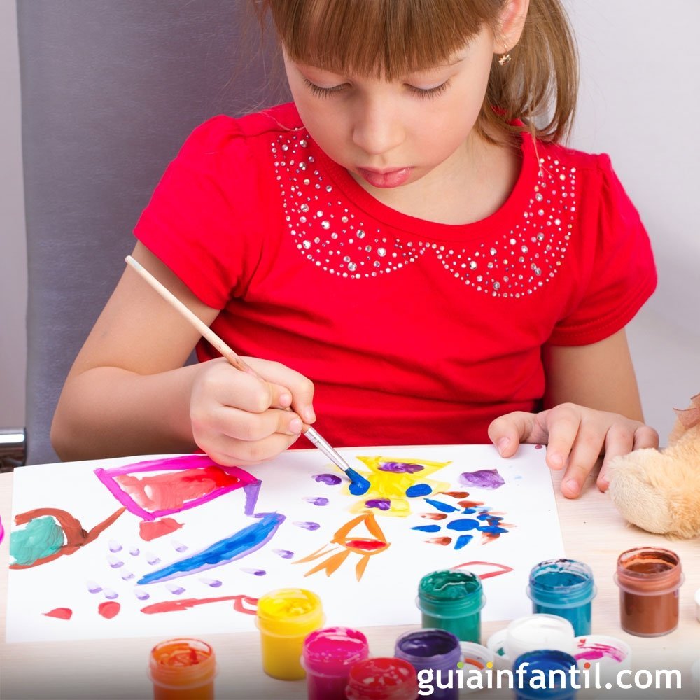 Pintor trabajando en sus cuadros. Dibujos infantiles