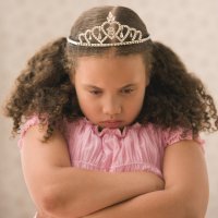 La terquedad infantil. Niño testarudo