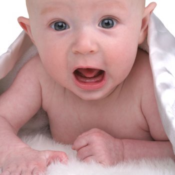 Las molestias de los primeros dientes del bebé - Brote de dientes de leche