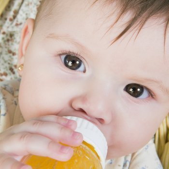 Las caries infantiles: caries del biberón