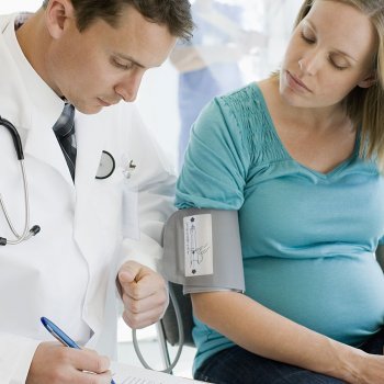 Síntomas y tratamiento de la eclampsia en el embarazo y en el parto