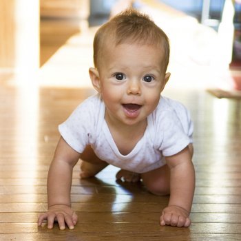Estimulación infantil: Importancia y beneficios del sonajero - CSC