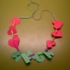 Collar de corazones