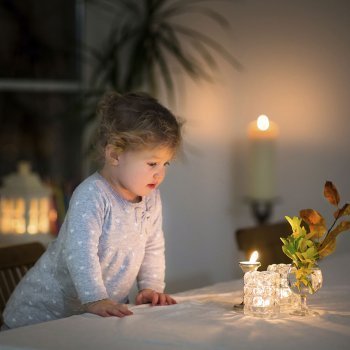 Cómo encender una vela a distancia. Experimento para niños