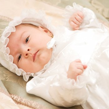 Ideas de trajes de bautizo para bebés