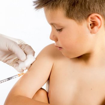 Prevenir la hepatitis en niños