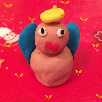 Ángel de Navidad de plastilina