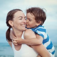 Por qué hay niños que necesitan más cariño que otros