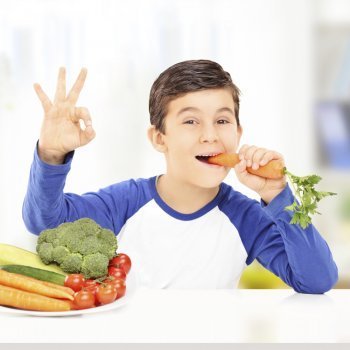 Los beneficios que aportan las verduras a los niños