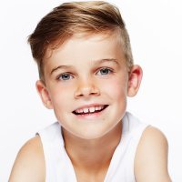 Por qué algunos niños tienen los dientes separados