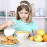 Alimentos básicos en el desayuno de los niños
