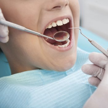 Los dientes definitivos de los niños