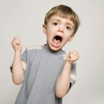 Por qué los niños tienen que tener rabietas