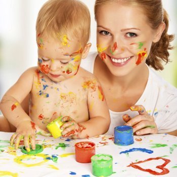 Cómo hacer pintura casera para los niños