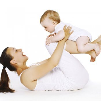 Beneficios del yoga en el posparto para la mamá
