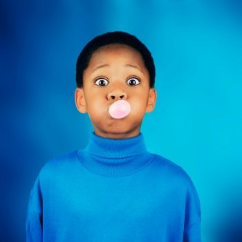 Ventajas y desventajas de mascar chicle en la infancia