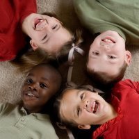 Tener un hijo biológico y adoptar